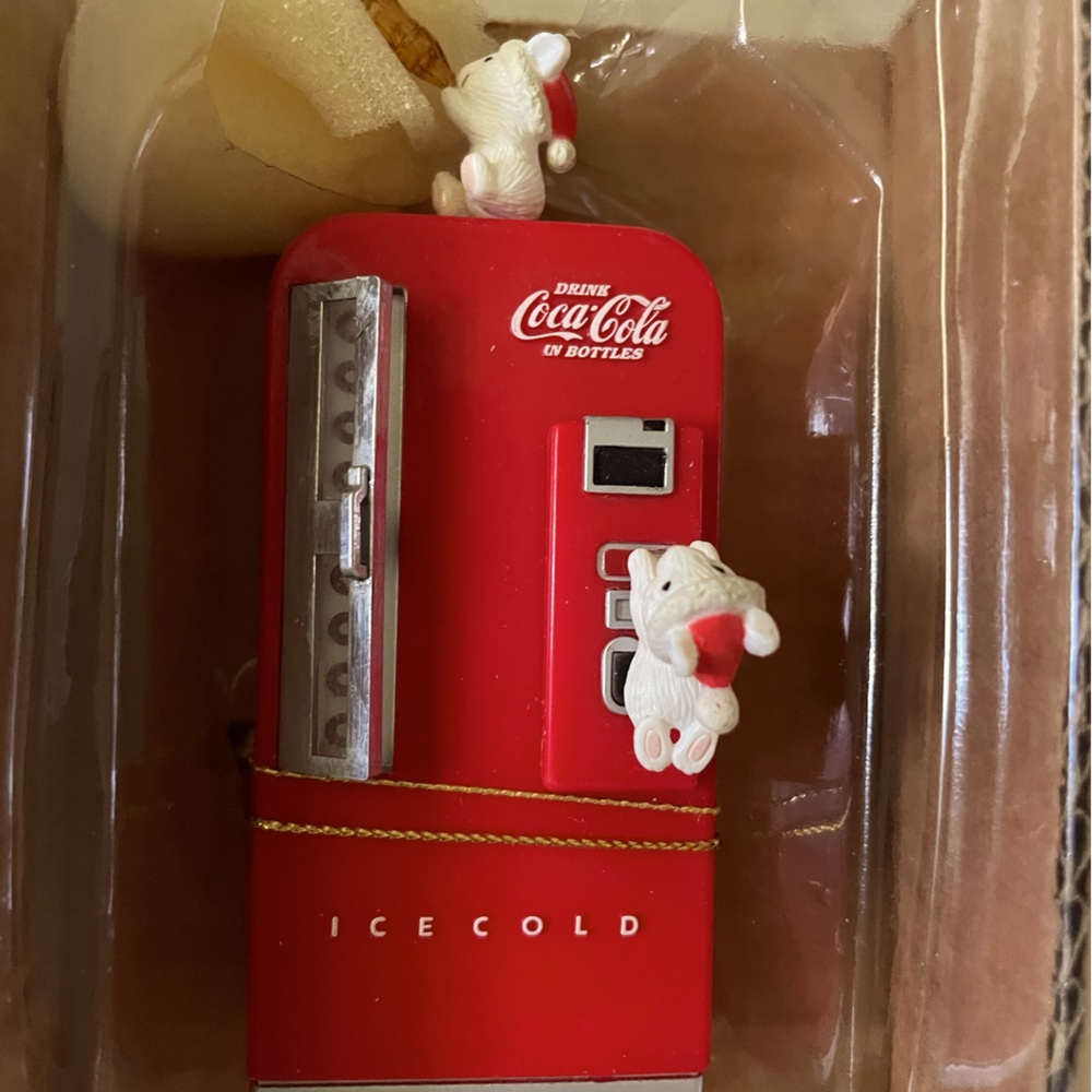 Coca Cola vintage ornament-never used-original box-first in the CC series-1989
